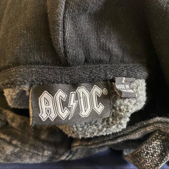 AC/DC Women's Boho Black Summer Tour 1979 Crop Hoodie Band Sweatshirt Sz Large - Picture 4 of 7